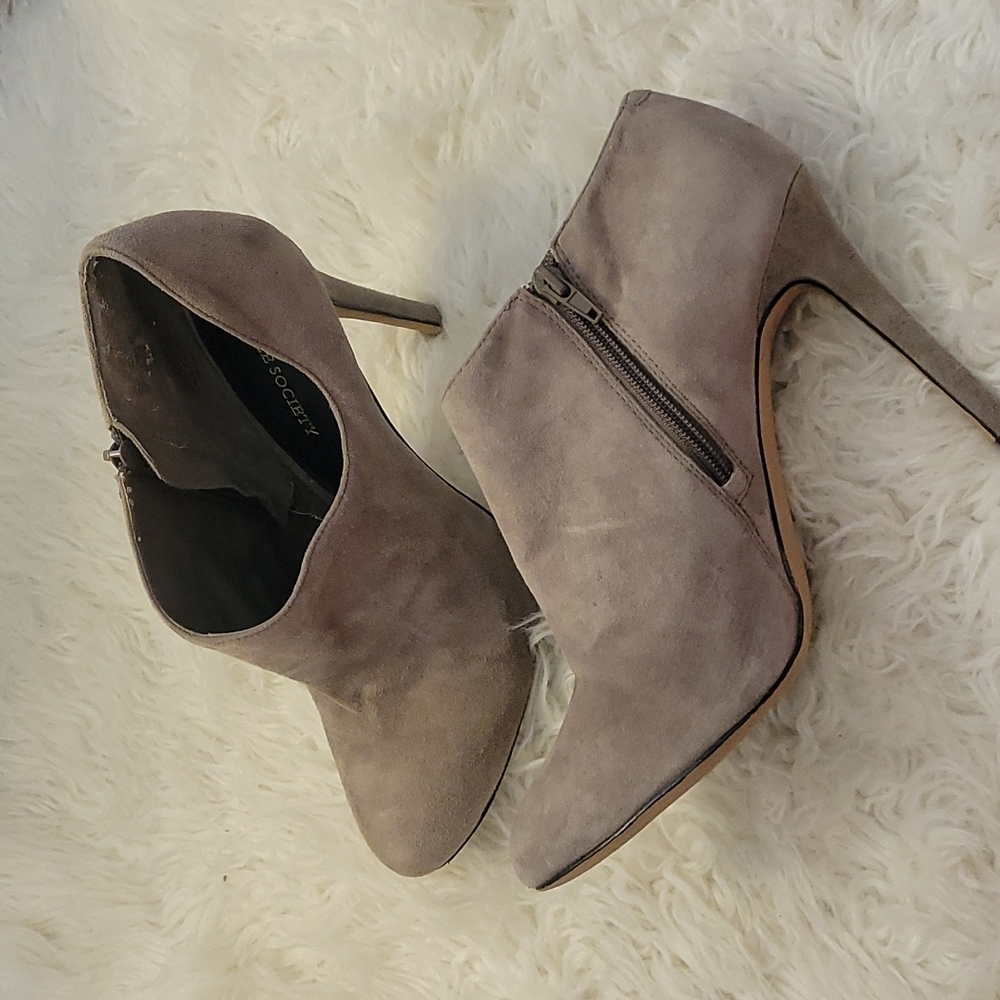 Sole Society Gray Suede Zipper Bootie Heels
